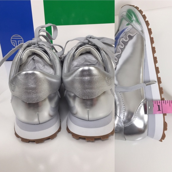 TORY BURCH SPORT NWOT Silver Trainer Size 7.5 - Picture 4 of 8